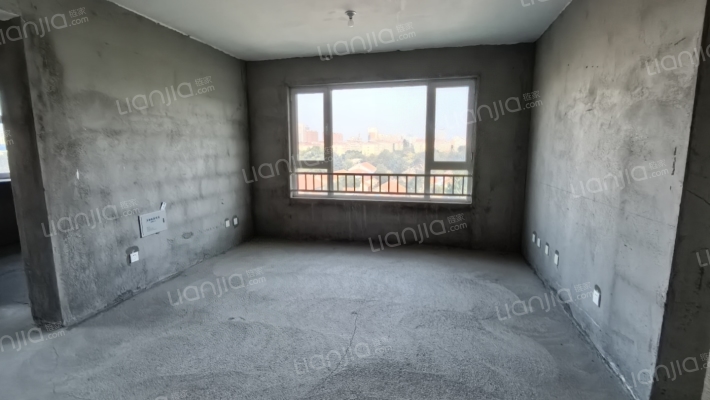 卓信半岛蓝湾二手房实景图