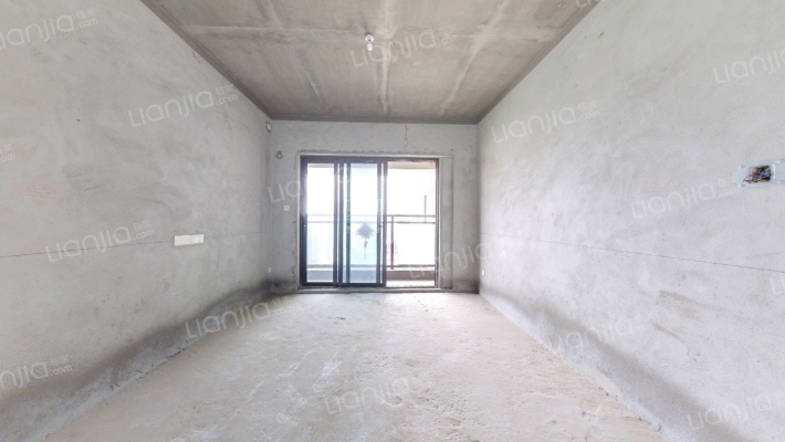 雅居乐国际花园三期二手房实景图