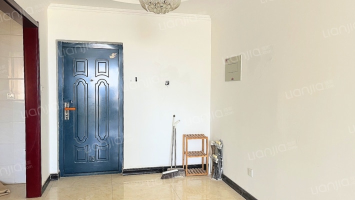 水岸花城 南向两居 简单装修 采光无遮挡-餐厅