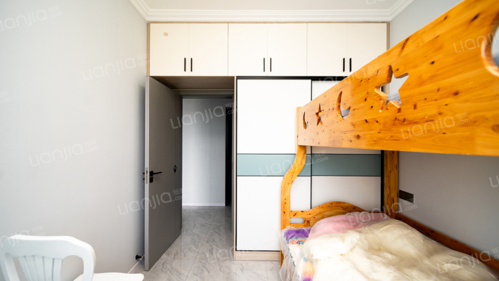江语城套三 精装修拎包入住 户型方正 小区环境舒适-卧室C