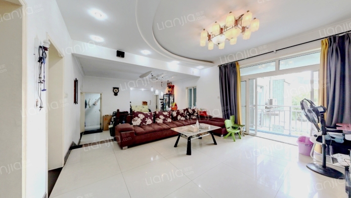 艾佳沁园二手房实景图