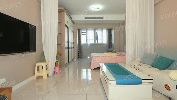 荣马国际二手房实景图