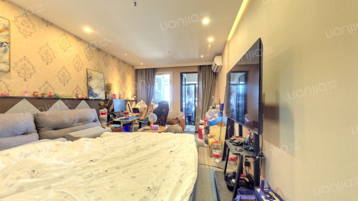 明发财富中心二手房实景图