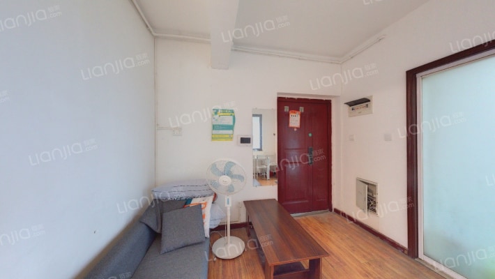 盛泰名都公寓二手房实景图