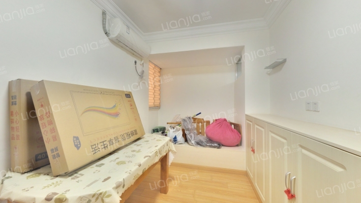 塘和家园仁育苑二手房实景图