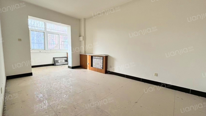 市区的联排别墅，院子大户型方正-卧室D