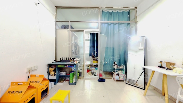 利安公寓二手房实景图