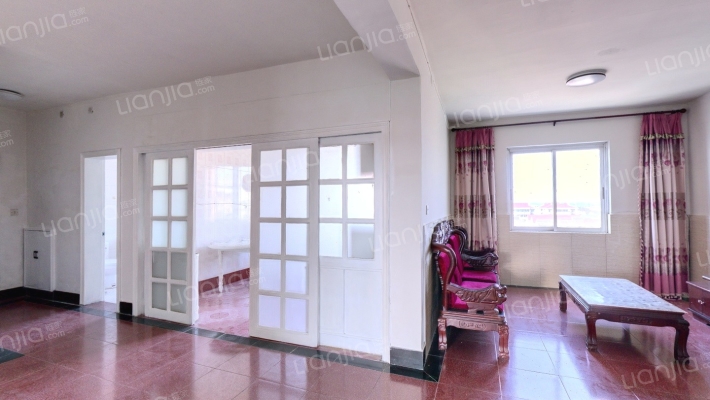 北门外商场东侧二手房实景图