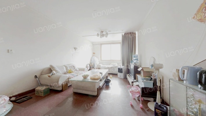 体育广场A区二手房实景图