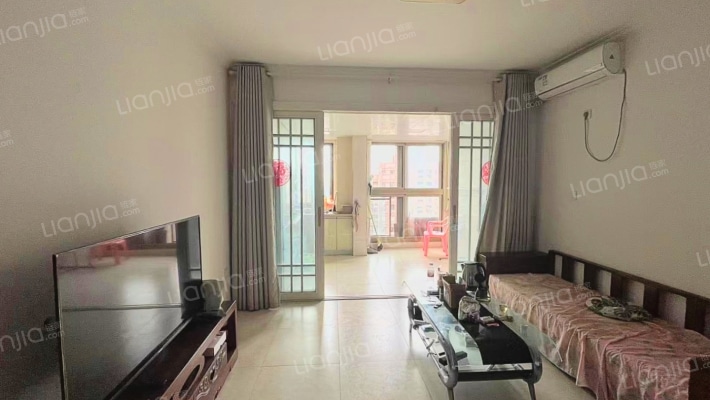 万城春天二手房实景图