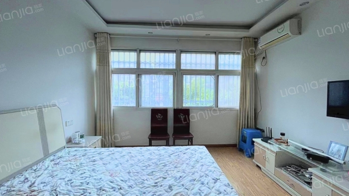 向阳大道东路二手房实景图