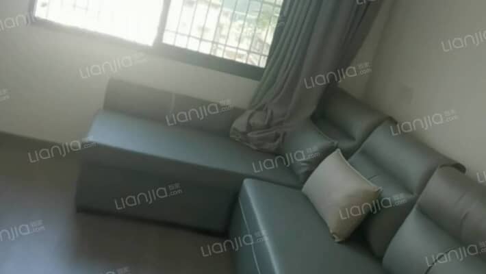 鸡公岭小学教师公寓二手房实景图