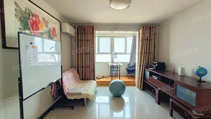 房子是正规一居室，中高楼层，光线很好。-客厅