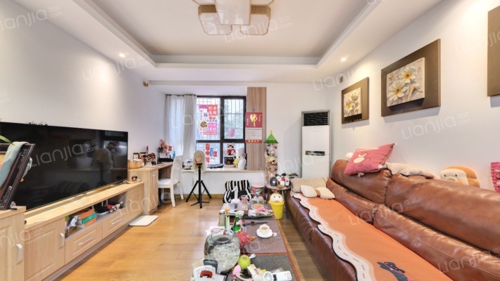 中铁逸都2期二手房实景图