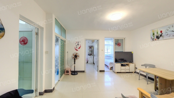 丽馨苑东区二手房实景图