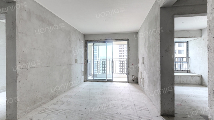 凤鸣水岸二手房实景图