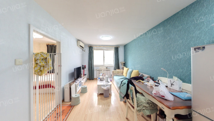 新景家园东区二手房实景图