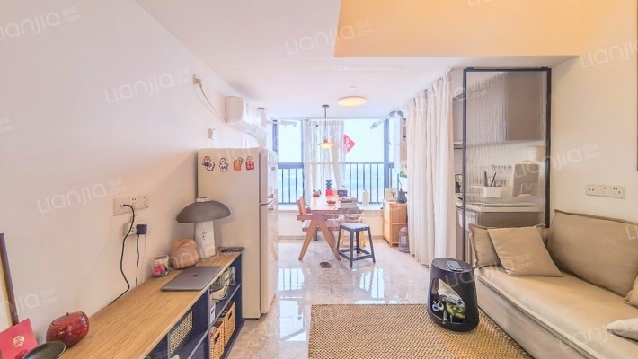 朗信国际二手房实景图