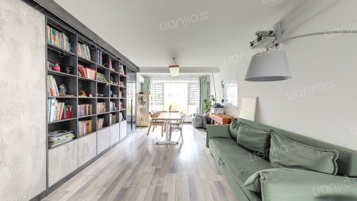 月牙塘小区四组团二手房实景图