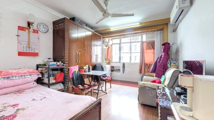 殷行路571弄二手房实景图