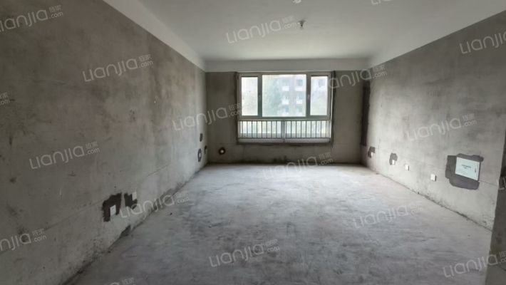 泰和华府二手房实景图