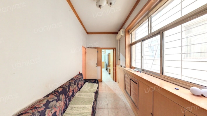 中心医院宿舍二手房实景图