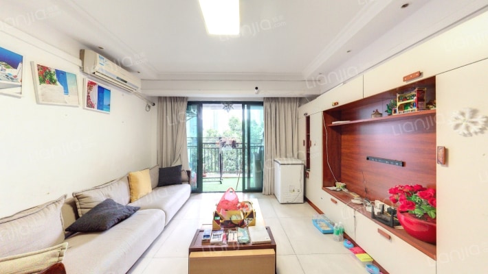 保利香槟花园二手房实景图