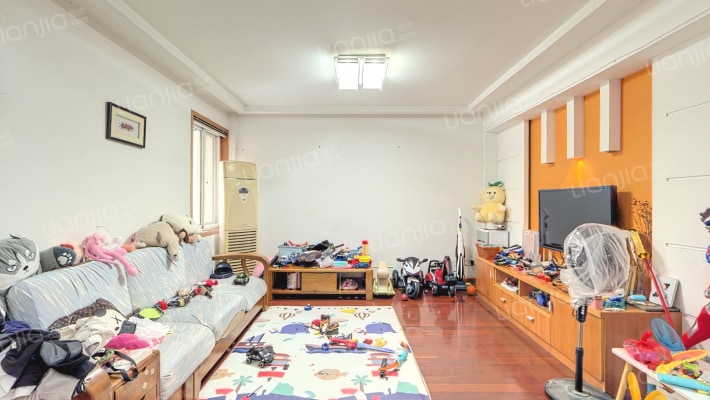 汪董小区二手房实景图