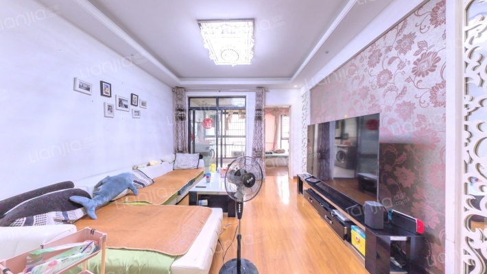 宝业东城广场二手房实景图