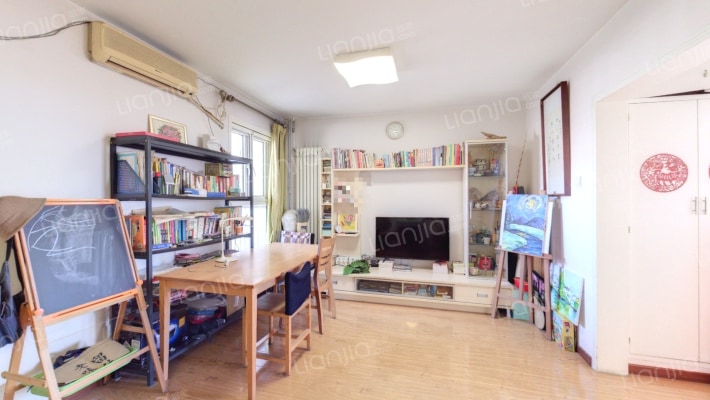 草桥东路16号楼二手房实景图