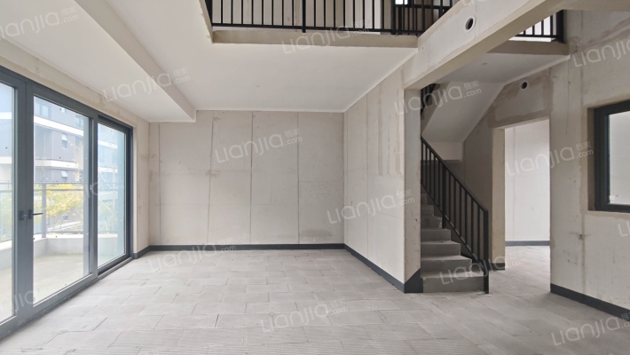 融创隐溪晓院3期二手房实景图