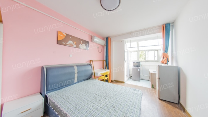 中联公寓二手房实景图