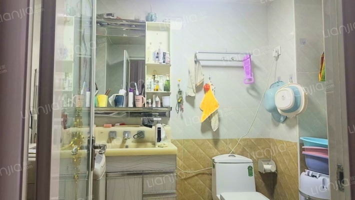 金阳瑞景 2室1厅 南-卫生间