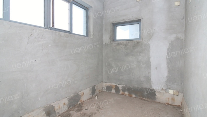 竹语堂 独栋别墅  带100多平小院 房本满五诚意出售-卫生间A