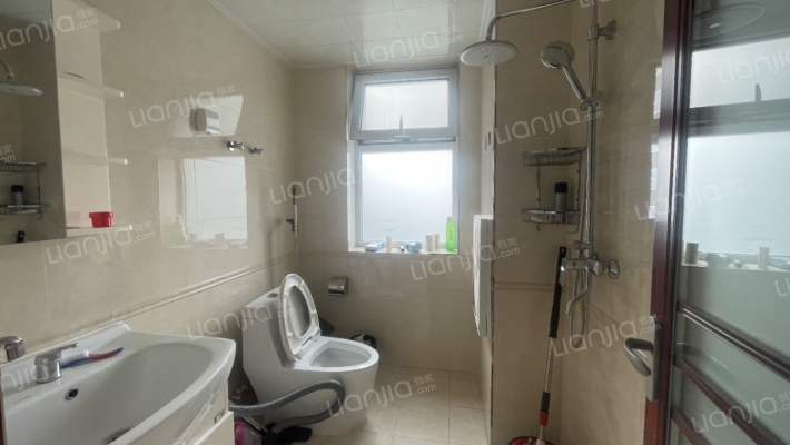 天保青花府 4室2厅 南 北-淋浴间