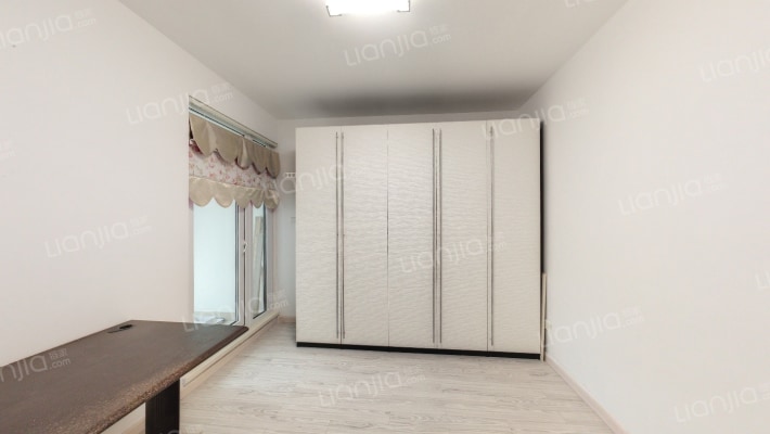 华邦俪城二手房实景图