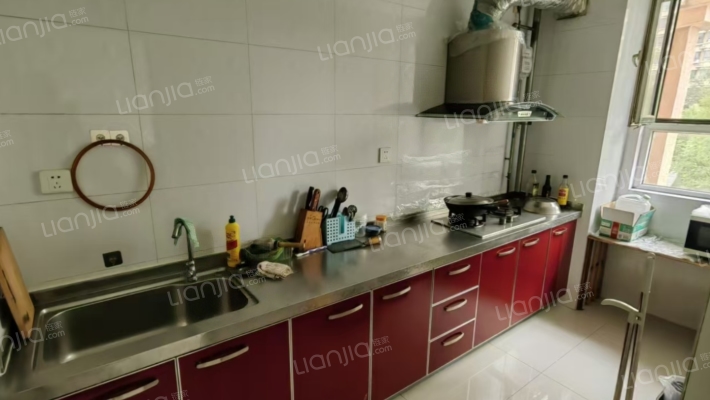 水岸花城，好房源，环境好，交通便利。-厨房