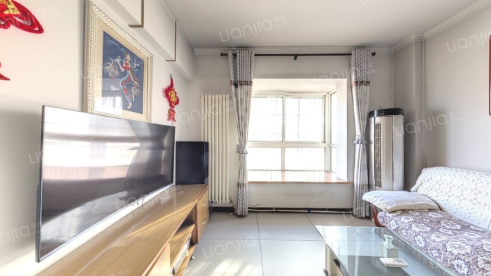 鑫龙财富大街住宅小区二手房实景图