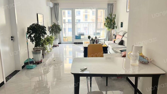 南北通透 一梯两户 好楼层采光视野好-餐厅