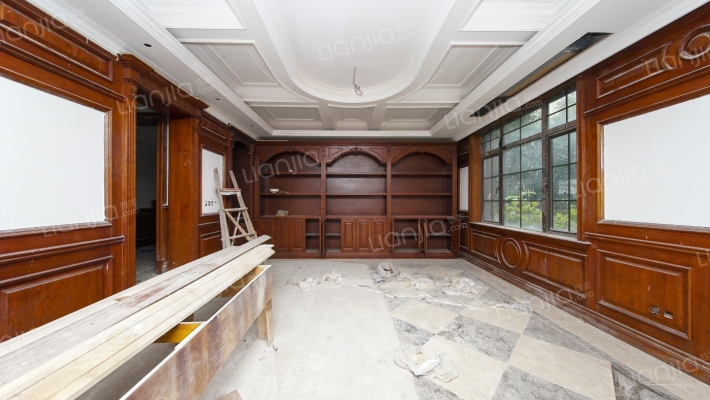 融创伊顿庄园三期二手房实景图