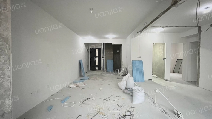 中冶未来城二期 3室1厅 南 北-客厅