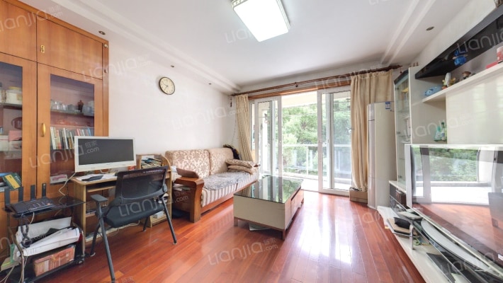 澳丽花苑二手房实景图