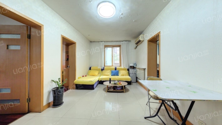 东方大酒店二号家属院二手房实景图