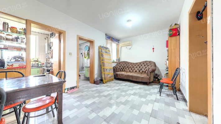 莲花新村七区二手房实景图