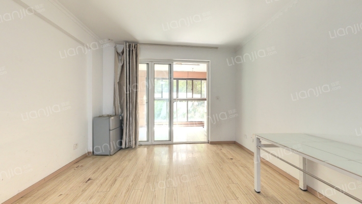 旭日学府二手房实景图