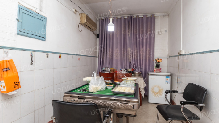 港湾花园二手房实景图