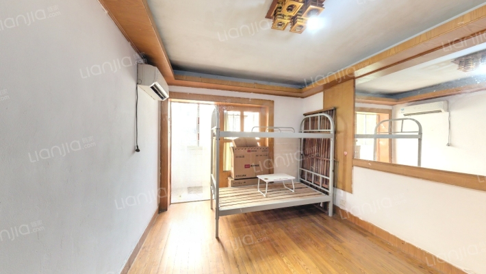 良友里小区二手房实景图