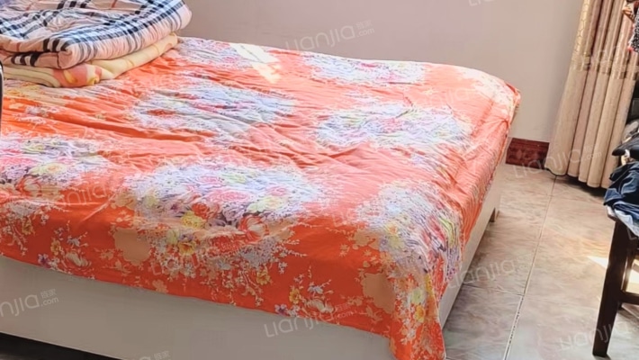 罐头厂家属楼二手房实景图