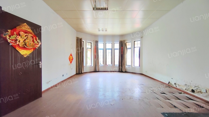 嘉瑞山庄二手房实景图