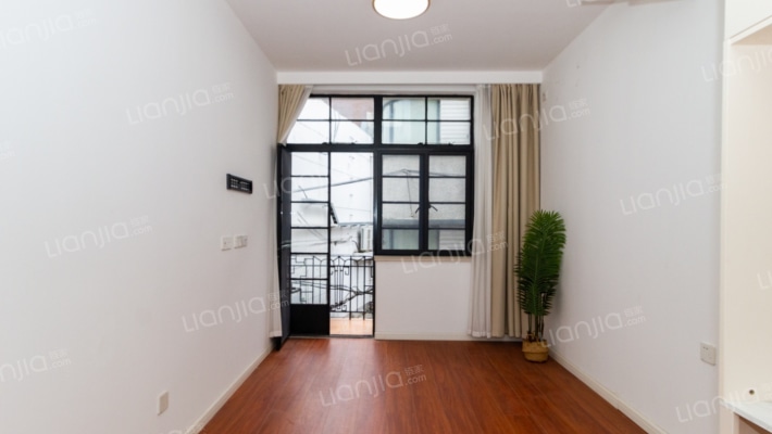 成都南路142弄二手房实景图